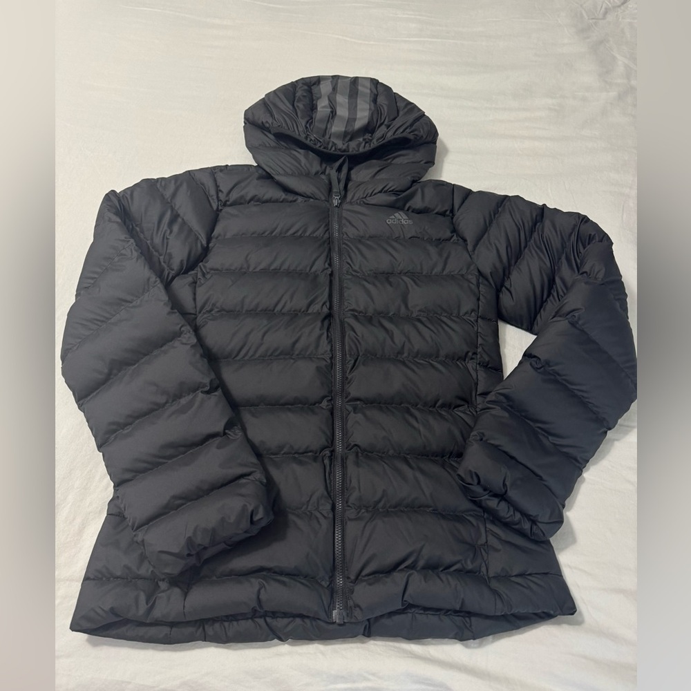 Adidas Performance Women’s Puffer Jacket Size XS - Picture 4 of 10